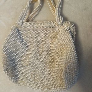 White beaded flapper purse